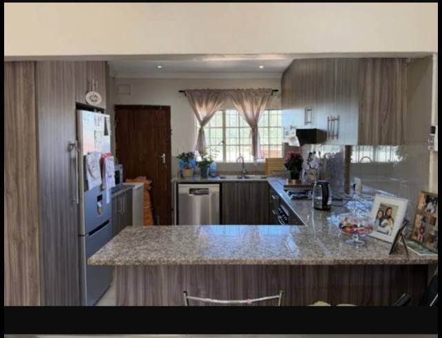 3 BEDROOM HOUSE FOR SALE IN ORIENT HEIGHTS